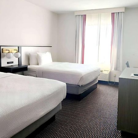 Ramada By Wyndham Columbia Otel Dış mekan fotoğraf