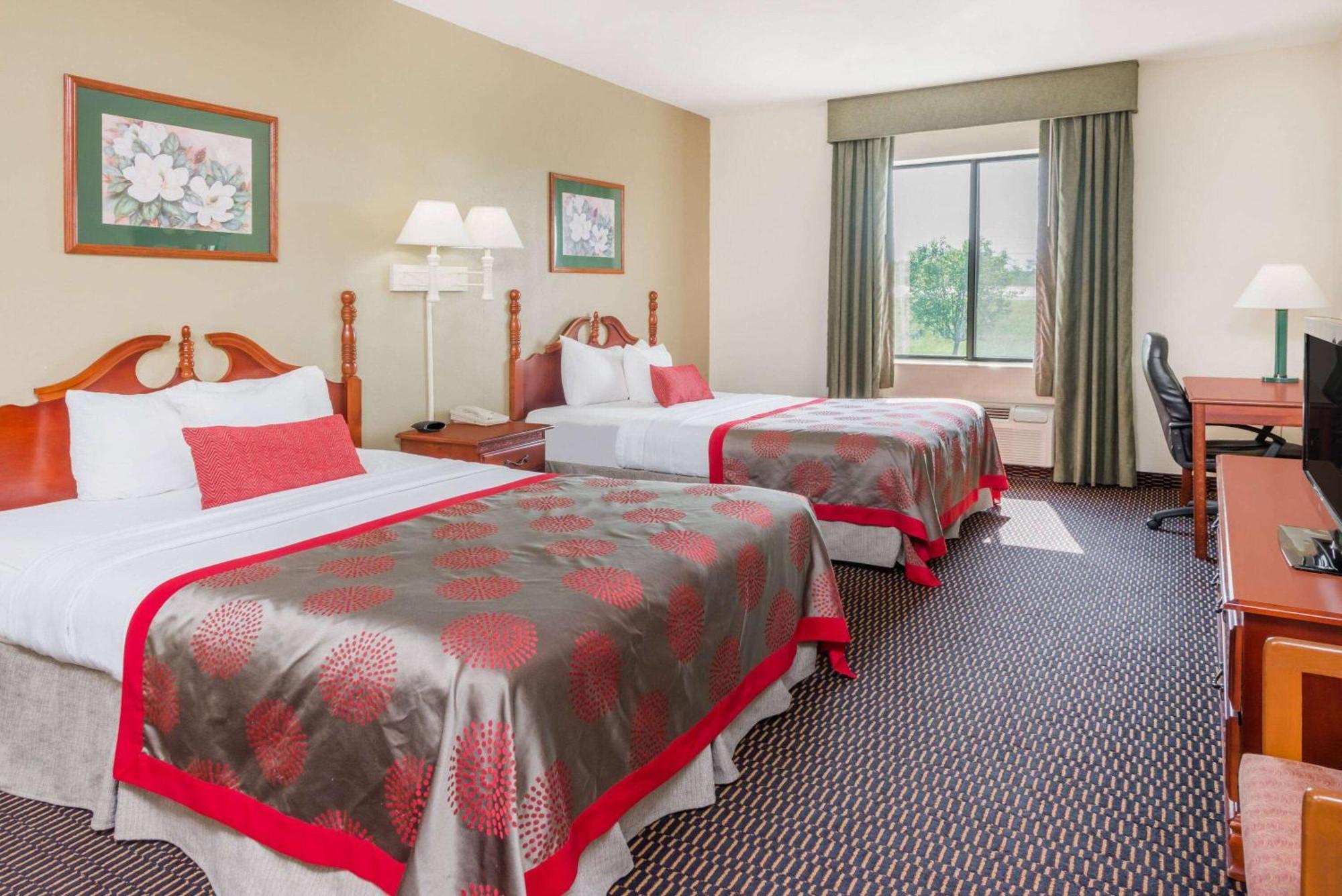 Ramada By Wyndham Columbia Otel Dış mekan fotoğraf